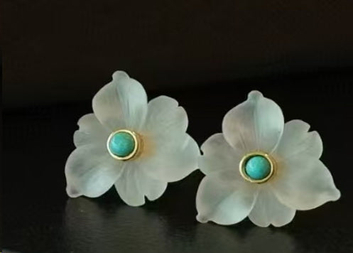 White Crystal Earrings (Ear Studs)